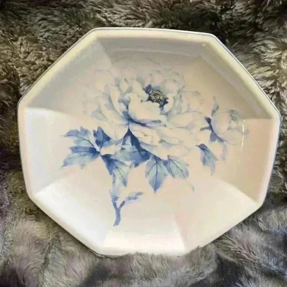 Nortake blue and white decorative  plate - Picture 6 of 9